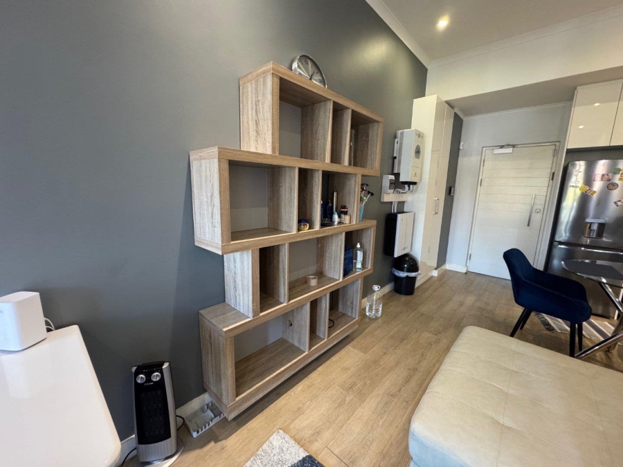 1 Bedroom Property for Sale in Observatory Western Cape